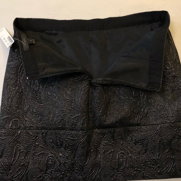 J. Crew Origami Skirt in Metallic Matelasse Mini Wrap Front Black Size 4 - Picture 11 of 15
